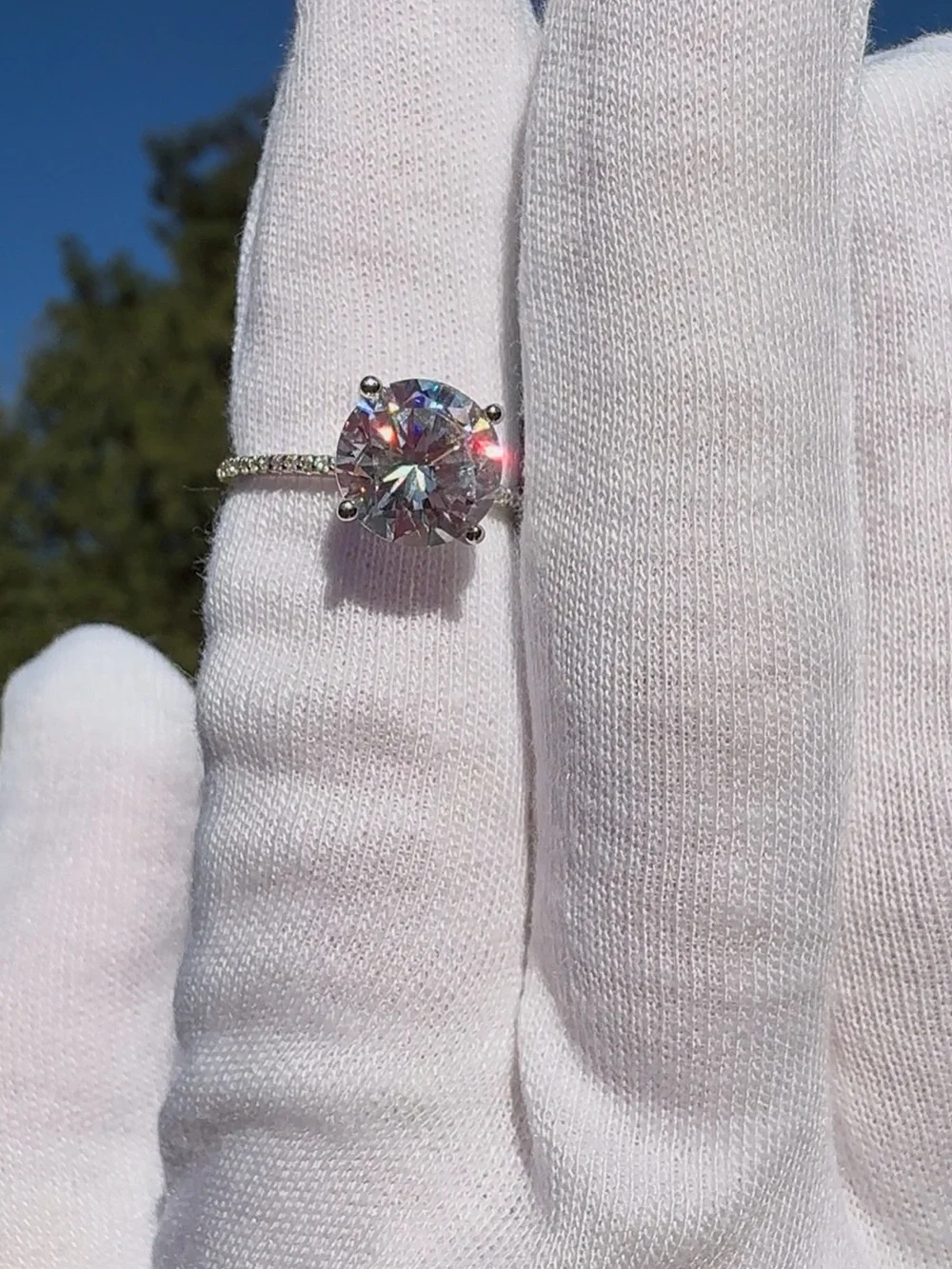 Elegant Natural Zircon Silver Women's Ring